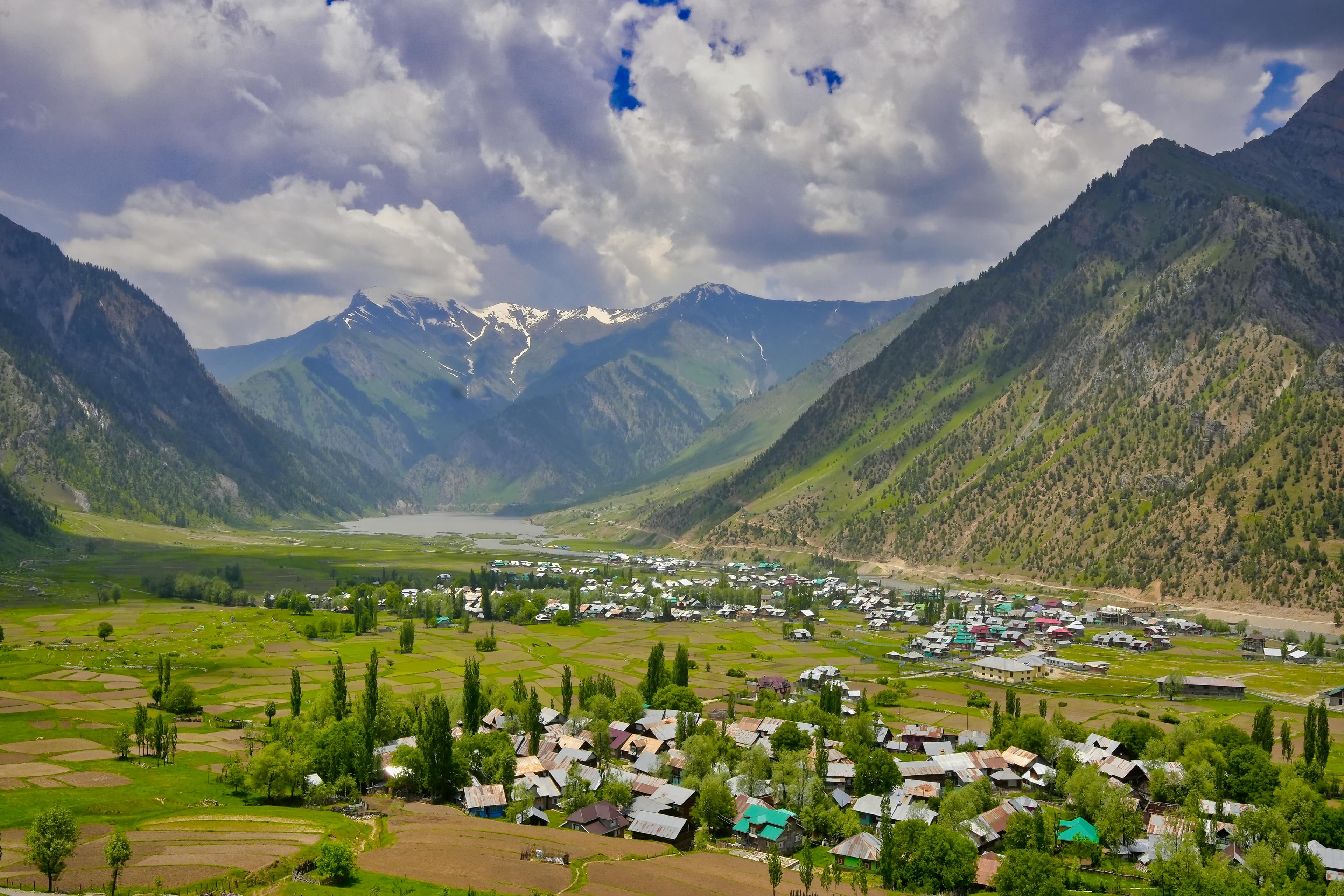 Gurez Valley Tour